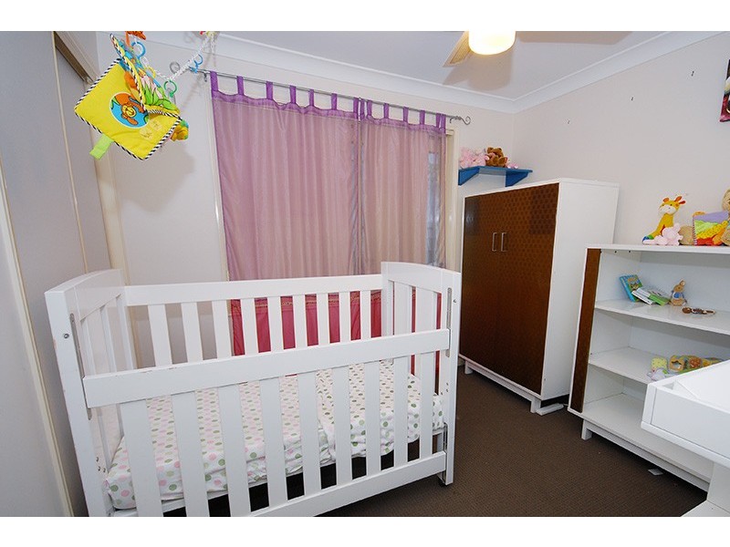 12 Glenroy Place, Parkinson QLD 4115