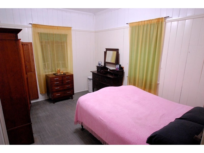 27 Emperor Street, Annerley QLD 4103