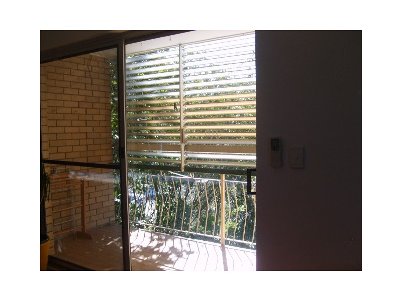 4/22  Princess Street, Fairfield QLD 4103