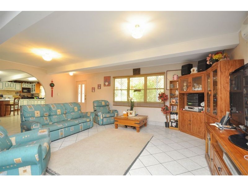 17 Rocklea Street, Archerfield QLD 4108