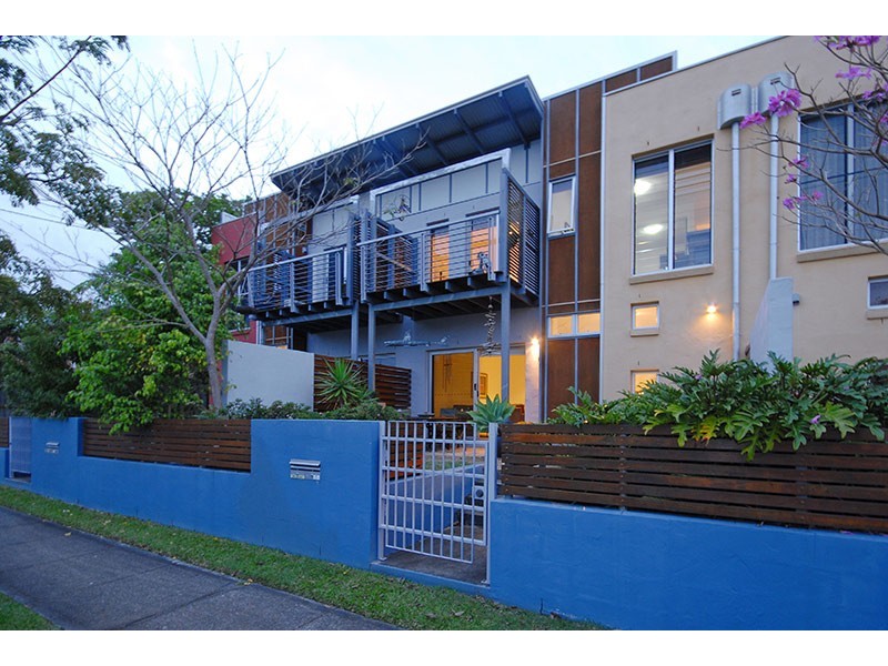 2/57 Shakespeare Street, Coorparoo QLD 4151