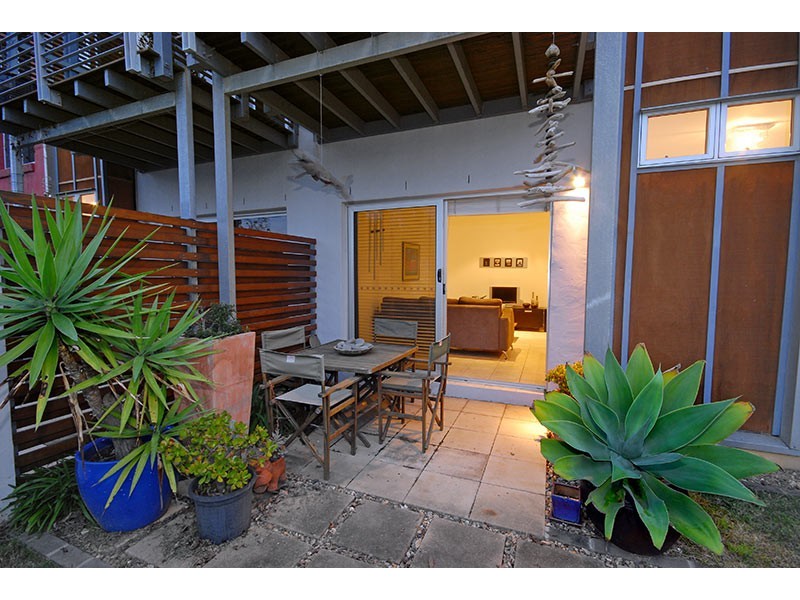 2/57 Shakespeare Street, Coorparoo QLD 4151