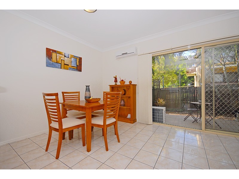 7/10  Carson Street, Moorooka QLD 4105