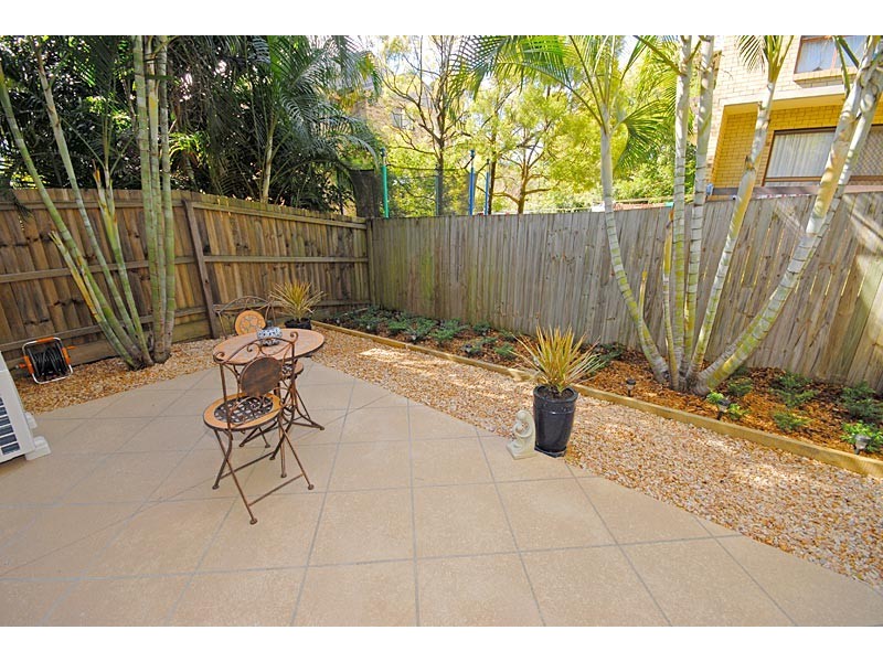 7/10  Carson Street, Moorooka QLD 4105