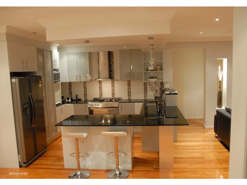 2 Clover Hill Court, Calamvale QLD 4116