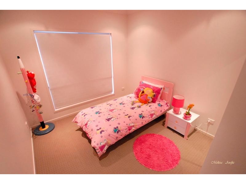 2 Clover Hill Court, Calamvale QLD 4116