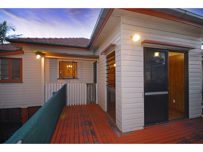 6  Fincastle Street, Moorooka QLD 4105