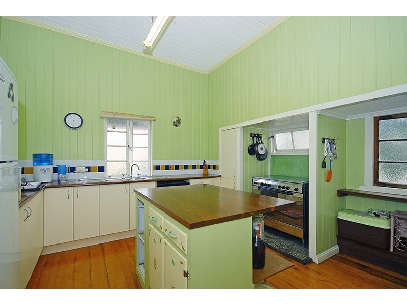 28  Forest Street, Moorooka QLD 4105