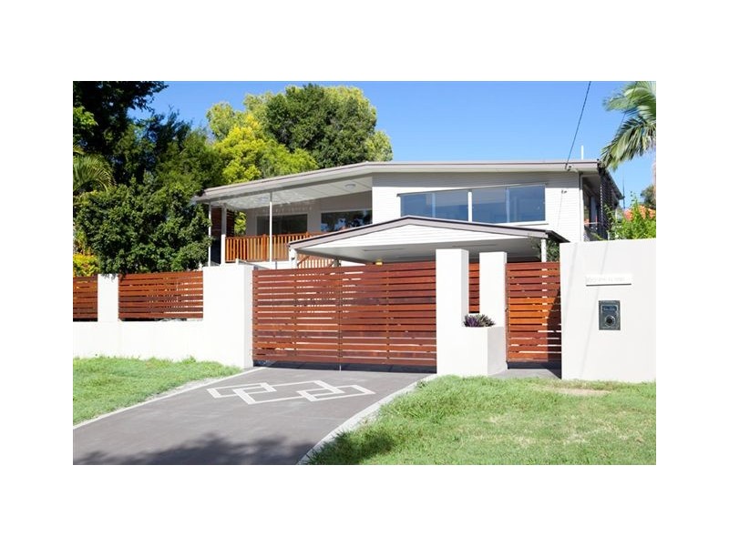 100 Strickland Terrace, Graceville QLD 4075