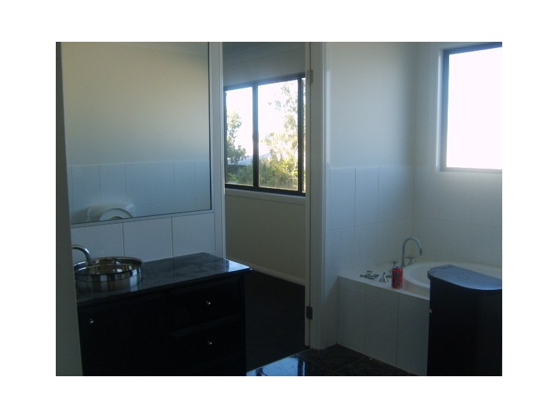 59 Roseglen Street, Greenslopes QLD 4120