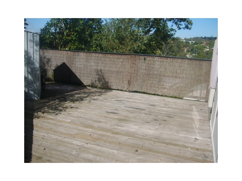 59 Roseglen Street, Greenslopes QLD 4120