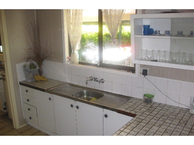 141  Juers Street, Kingston QLD 4114