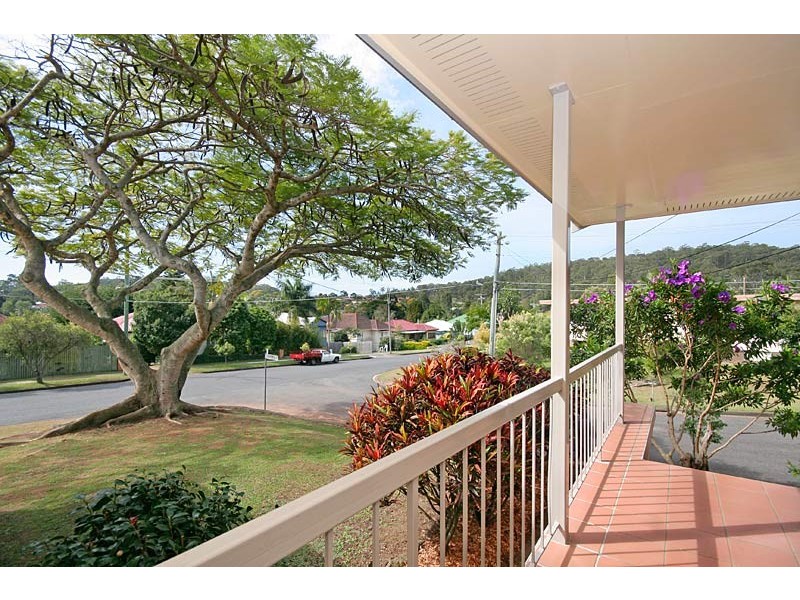 1  Kingwell Street, Moorooka QLD 4105