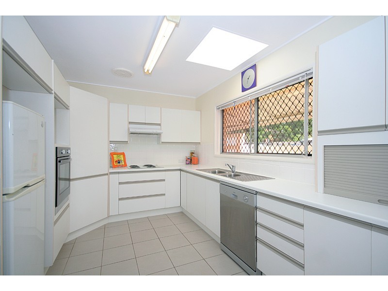 1  Kingwell Street, Moorooka QLD 4105