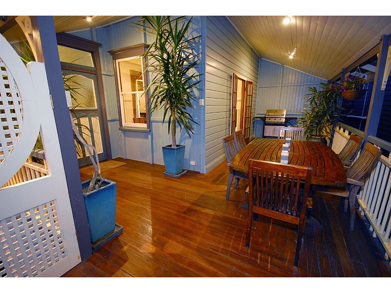 74  Ridge Street, Greenslopes QLD 4120