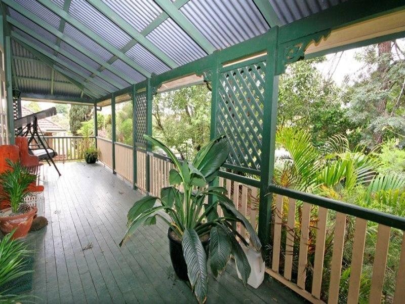 15 Simon Street, Yeronga QLD 4104