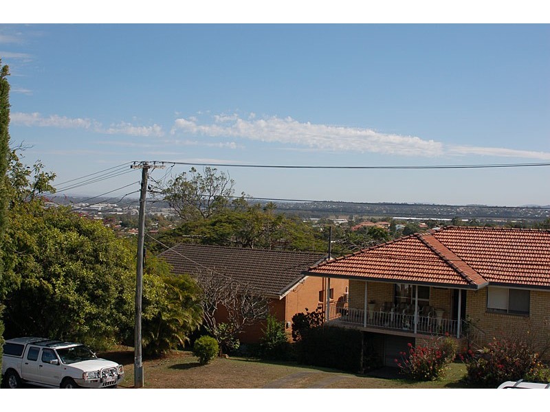 12 Vasey Street, Moorooka QLD 4105