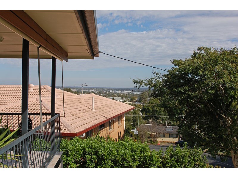 12 Vasey Street, Moorooka QLD 4105
