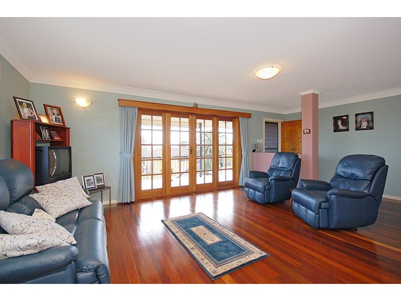 12 Vasey Street, Moorooka QLD 4105
