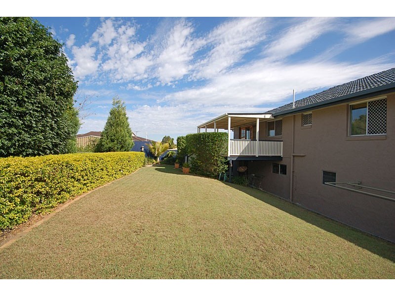 12 Vasey Street, Moorooka QLD 4105