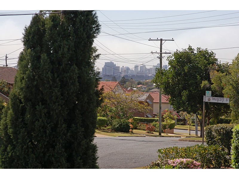 12 Vasey Street, Moorooka QLD 4105