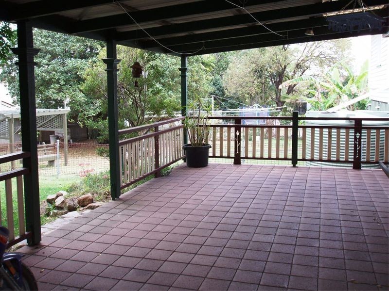 27  Hansen Street, Moorooka QLD 4105