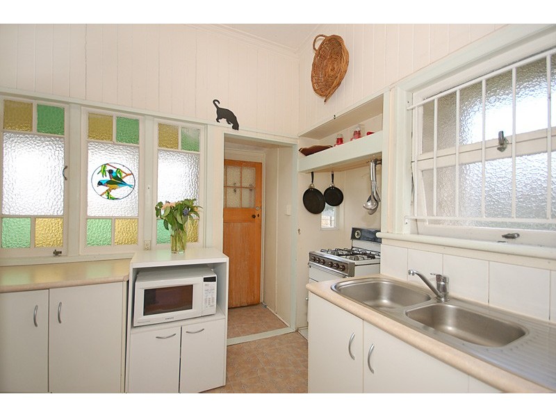 690 Logan Road, Greenslopes QLD 4120