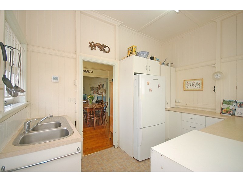 690 Logan Road, Greenslopes QLD 4120