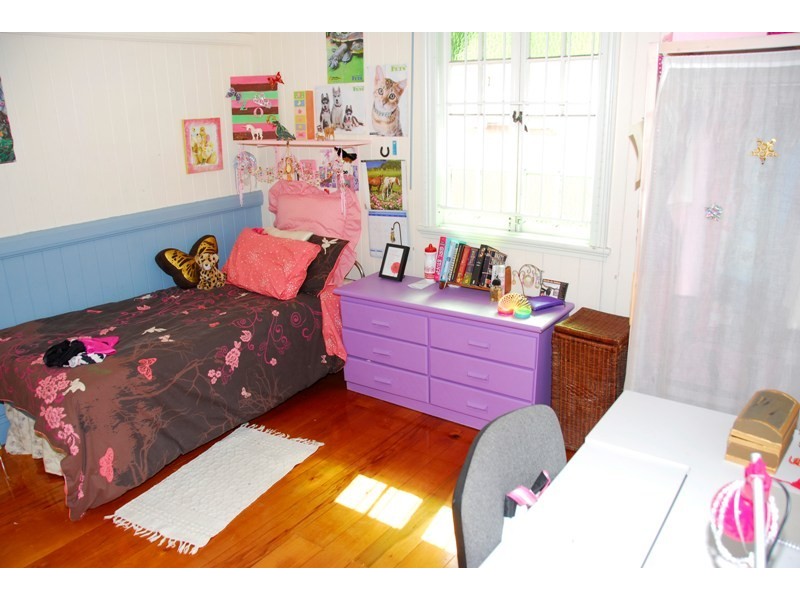 690 Logan Road, Greenslopes QLD 4120