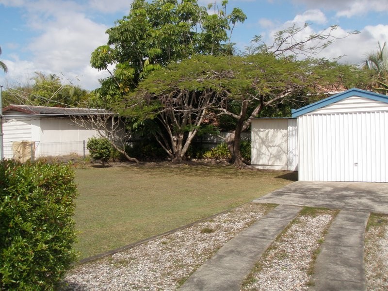 18  Burgess Street, Salisbury QLD 4107