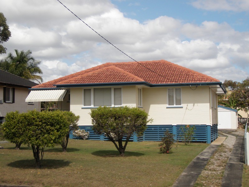 18  Burgess Street, Salisbury QLD 4107