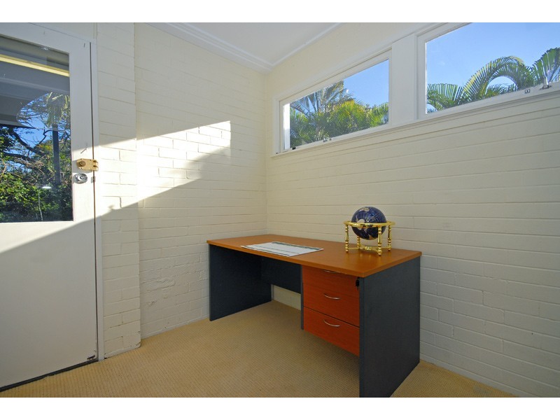 8 Oriana Crescent, Yeronga QLD 4104