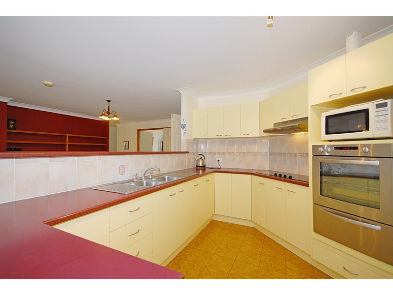 10  Kensington Drive, Munruben QLD 4125