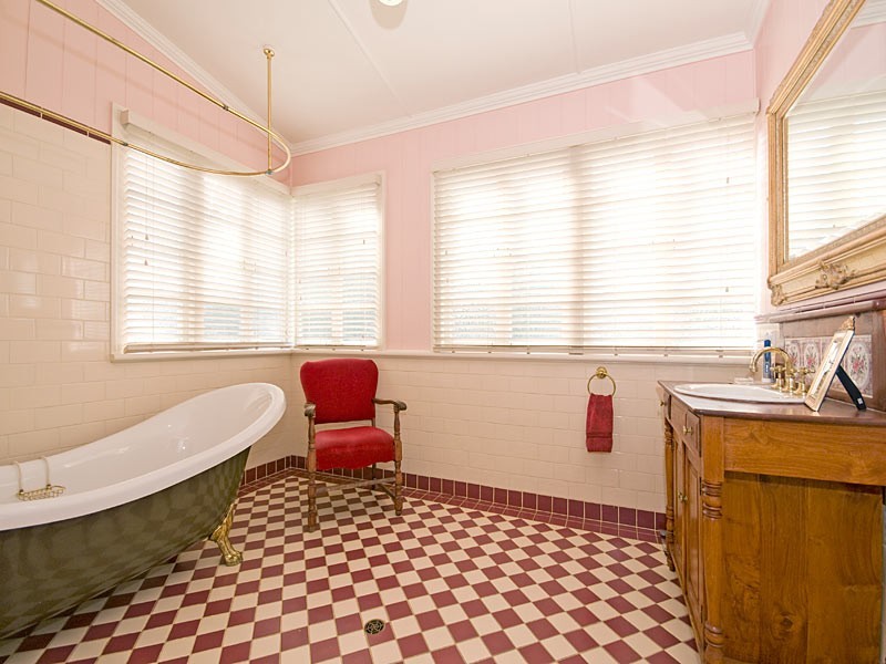 205  Hyde Road, Yeronga QLD 4104