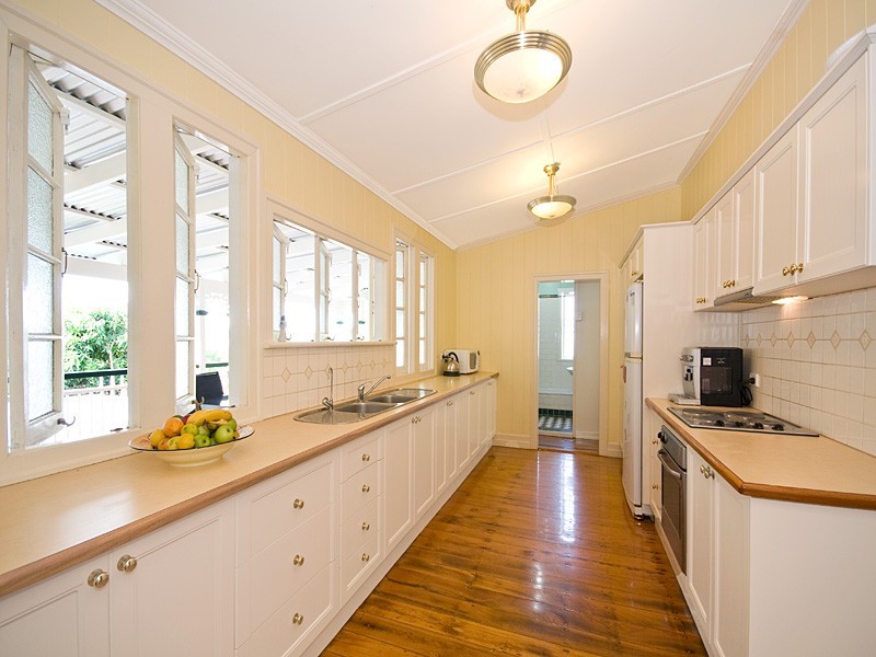 205  Hyde Road, Yeronga QLD 4104