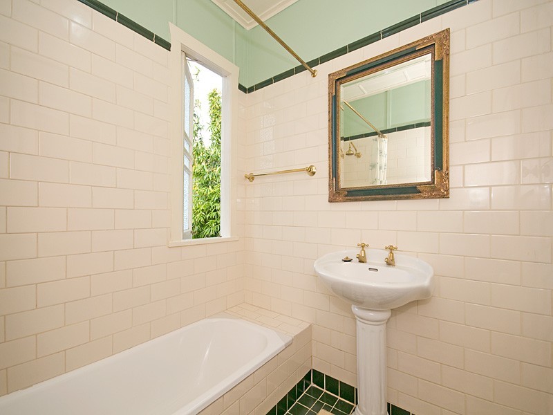 205  Hyde Road, Yeronga QLD 4104