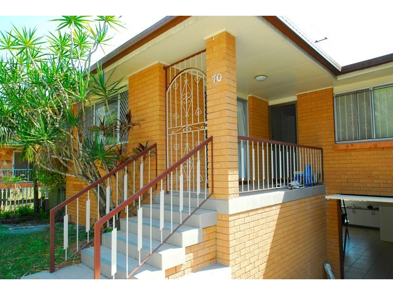 70 Woodville Place, Annerley QLD 4103