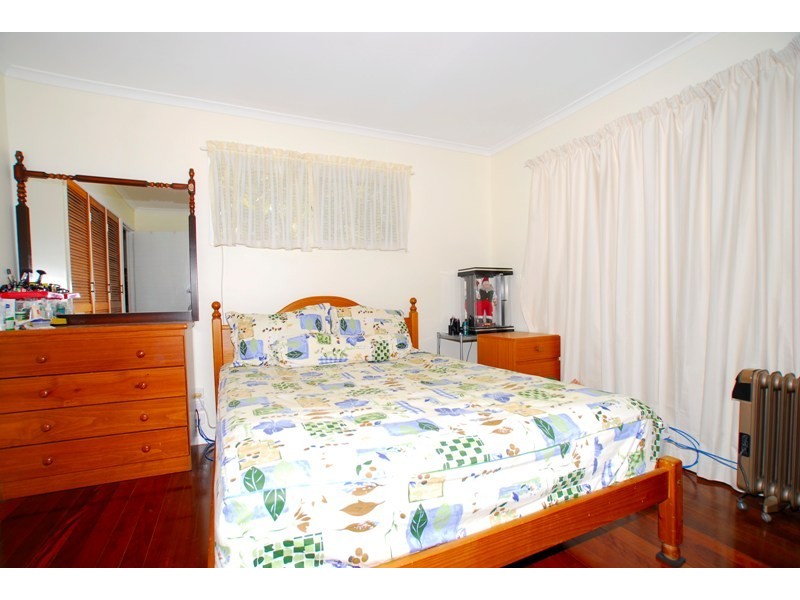 70 Woodville Place, Annerley QLD 4103