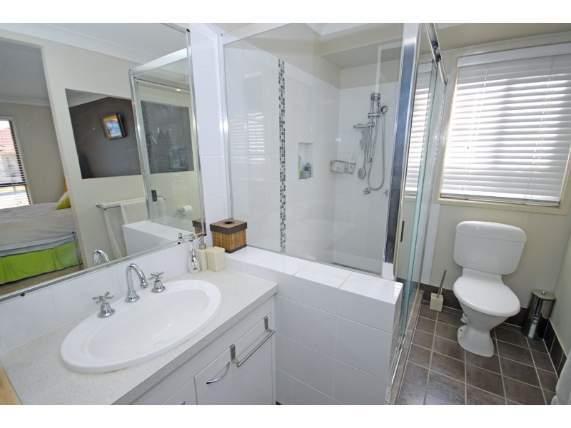 19 Watarrka Drive, Parkinson QLD 4115