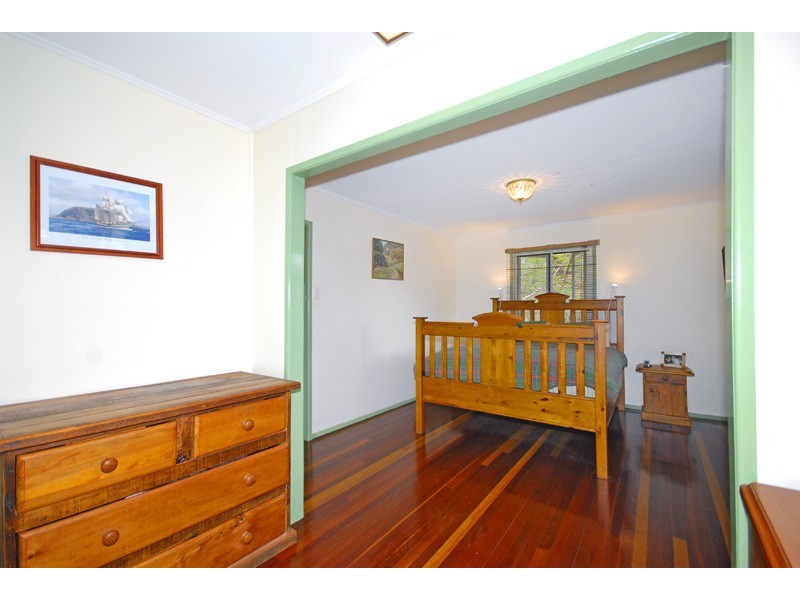 1  Ferrand Street, Tarragindi QLD 4121