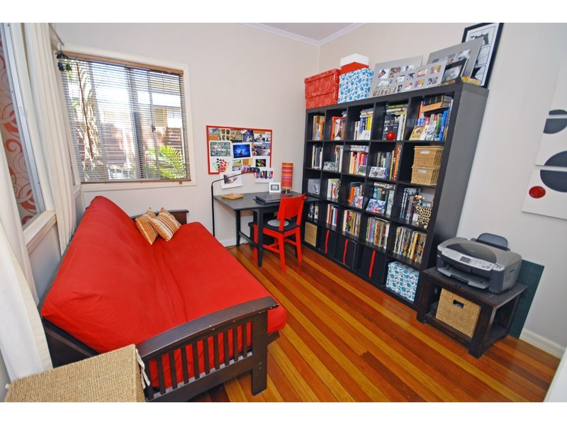 266 Oates Avenue, Holland Park QLD 4121