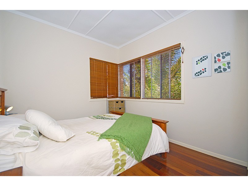 266 Oates Avenue, Holland Park QLD 4121