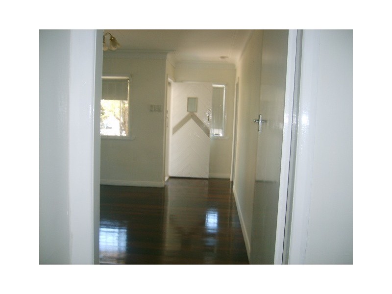 32 Hamilton Road, Moorooka QLD 4105
