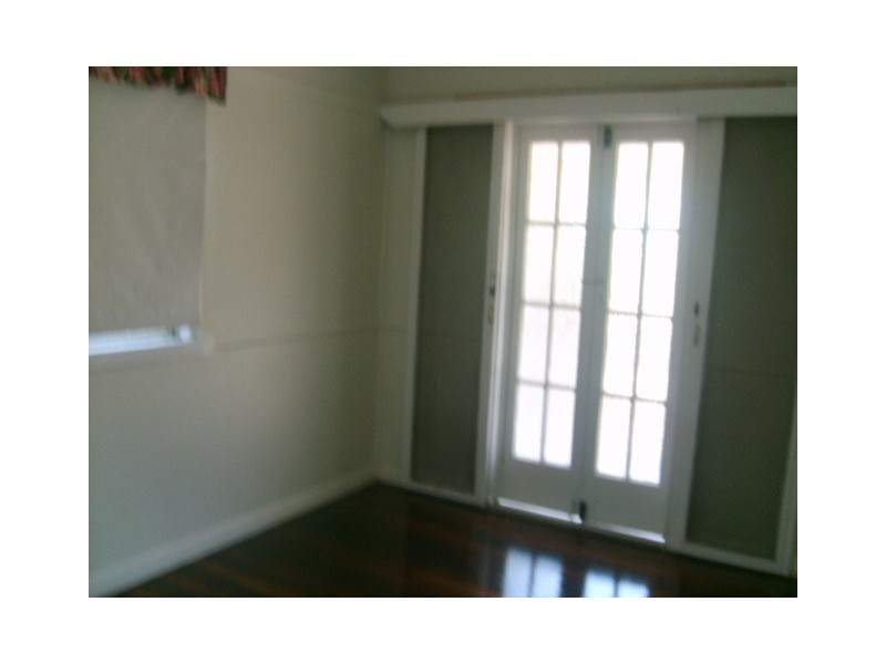 32 Hamilton Road, Moorooka QLD 4105
