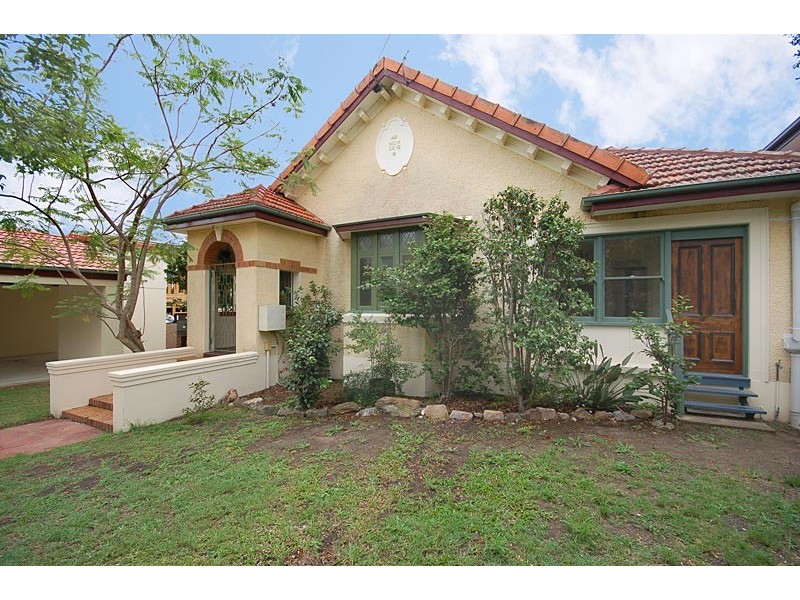 27 Mackie Street West, Moorooka QLD 4105