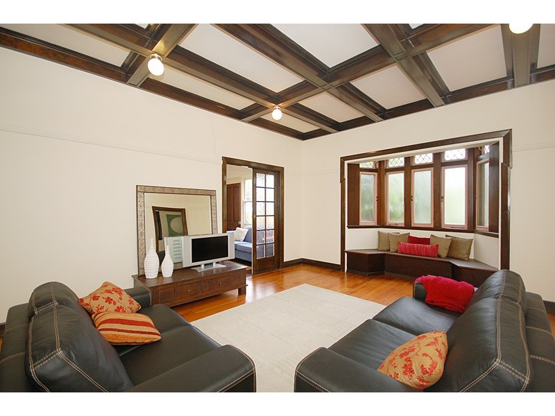 27 Mackie Street West, Moorooka QLD 4105