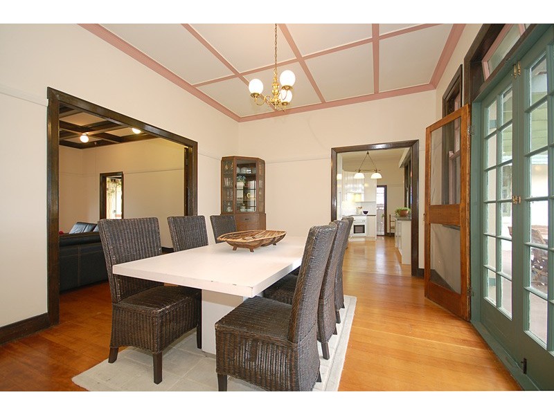 27 Mackie Street West, Moorooka QLD 4105