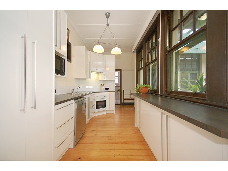 27 Mackie Street West, Moorooka QLD 4105