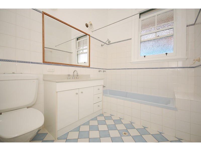 27 Mackie Street West, Moorooka QLD 4105