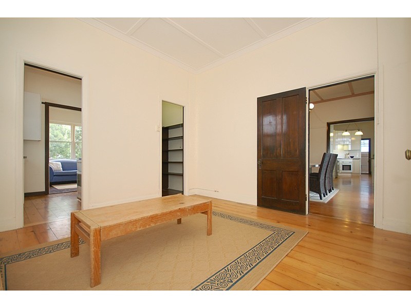 27 Mackie Street West, Moorooka QLD 4105